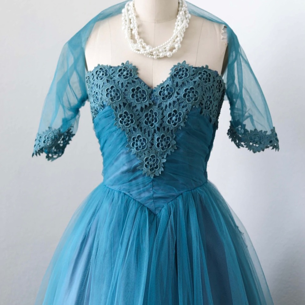 Vintage 1950s - Mermaid Teal Strapless Gown w/ Matching Cropped Bolero Jacket - Picture 7 of 7